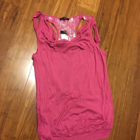 🆕 Express Top - Picture 6 of 7